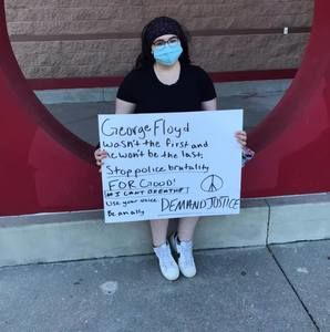 Meet your Posher, Emma